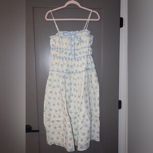 Storia Floral Midi Dress size: medium NWT